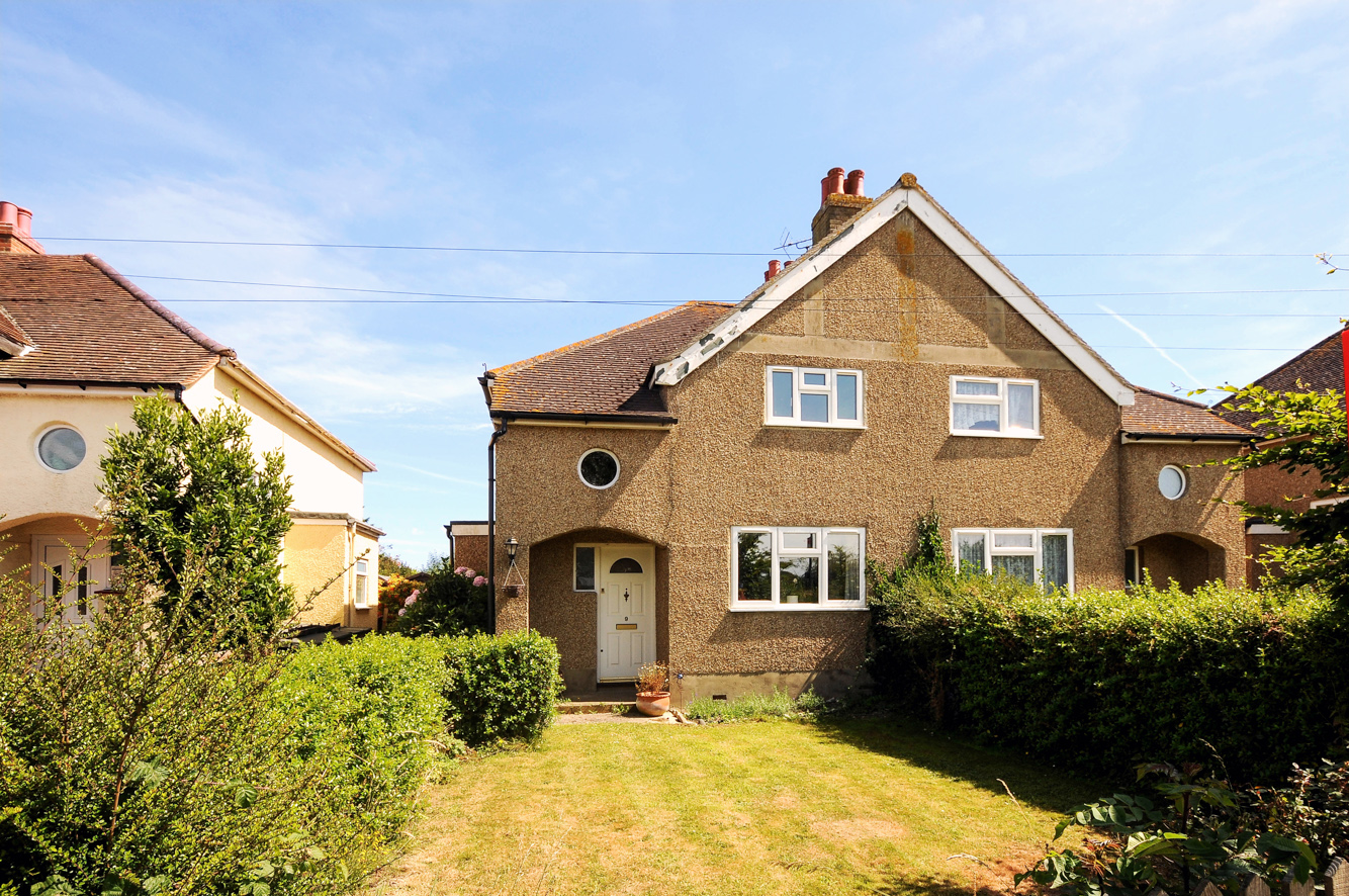 Property for Sale, West Wittering 9 Malthouse Cottages Baileys